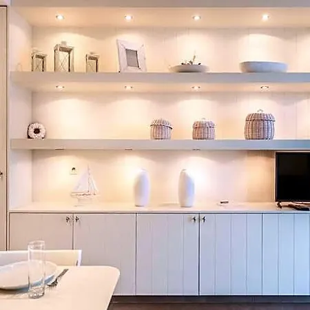 On The Coast With Access 4* Koksijde